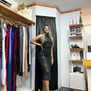 Maxi vestido sin mangas con escote cruzado