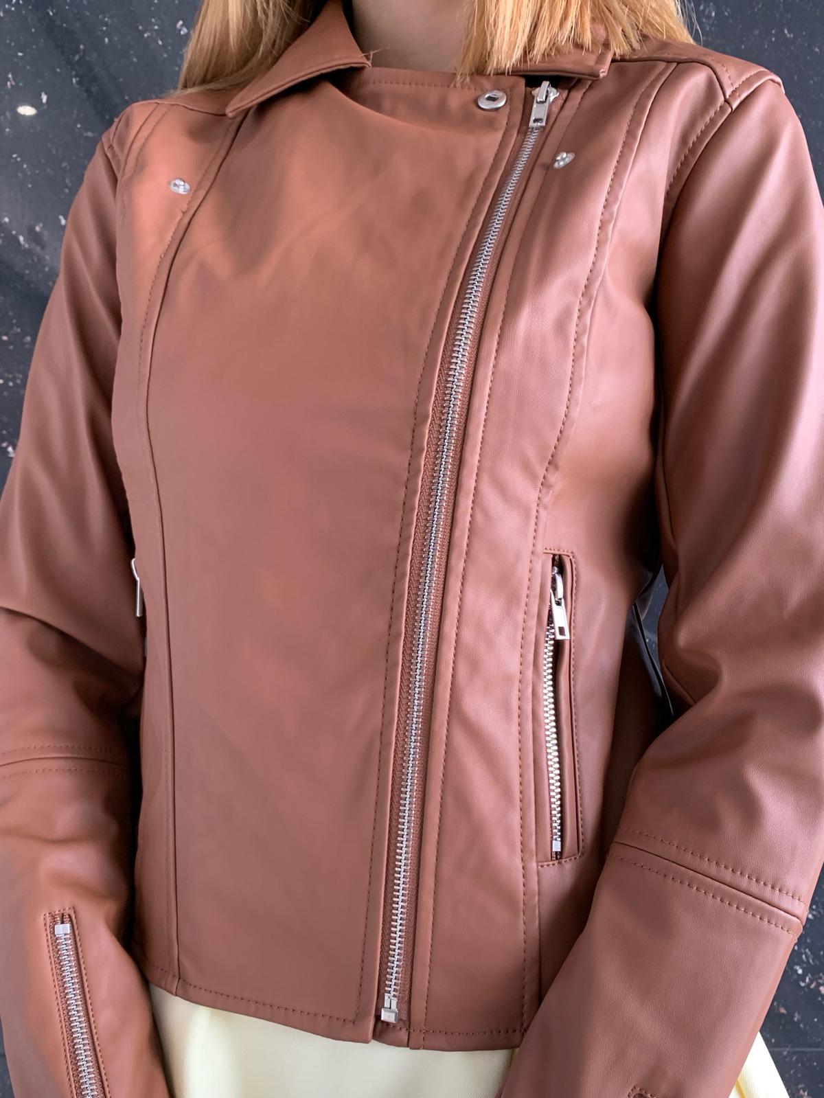 Chaqueta cuerina biker - Imagen 2