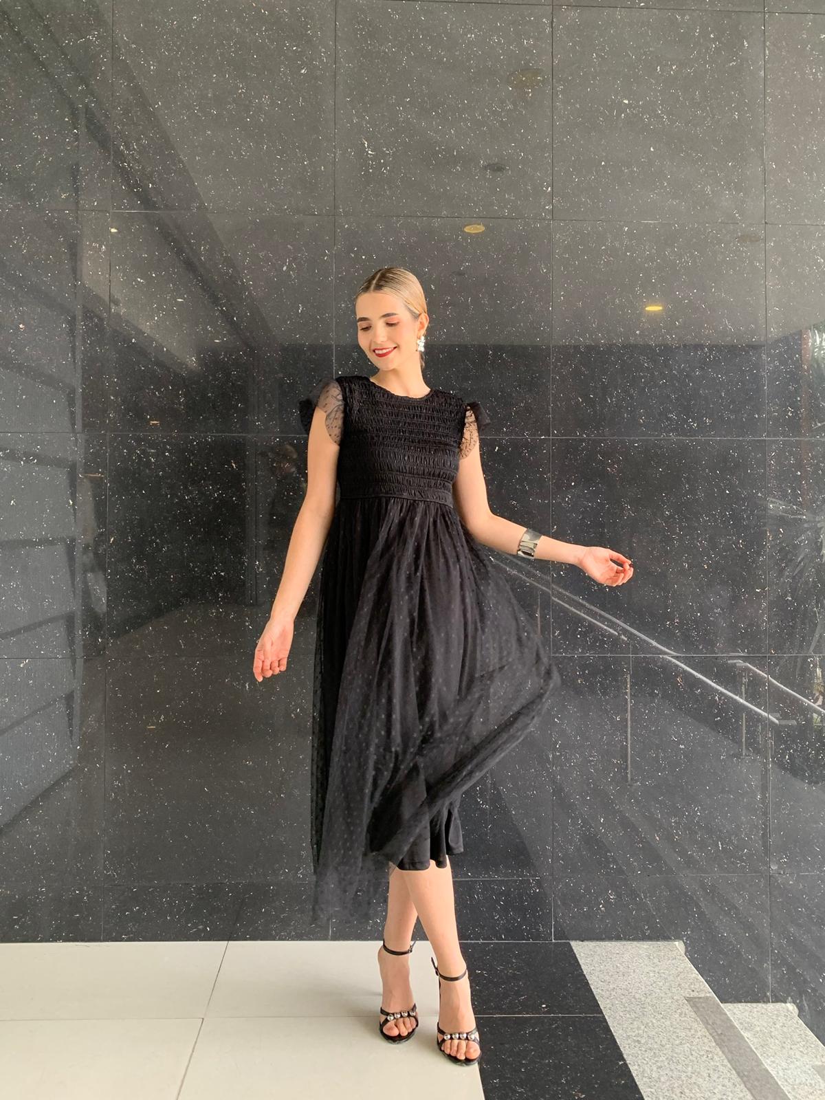 Vestido Midi con tull y media manga